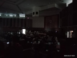Eletrisidade mate iha Parlamentu Nasional wainhira Deputadu sira debate namas iha Segunda Feira (23/3)