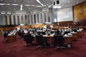 Plenaria PN nakonu ho membru Parlamentu Nasional no membru Governu wainhira hala&#039;o debate jeneralidade ba OJE 2021, Tersa (1/12)